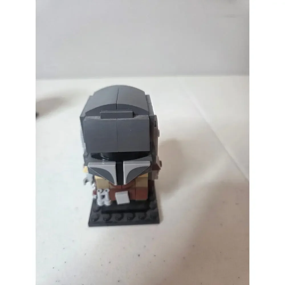 Lego BrickHeadz Star Wars The Mandalorian & The Child Set 75317 Complete